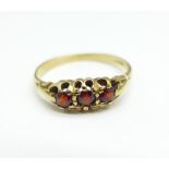 A 9ct gold ring, 1.7g, P