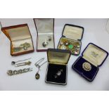 Silver jewellery, boxed