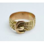 A Victorian 9ct gold buckle ring, Birmingham 1898, 3.8g, N