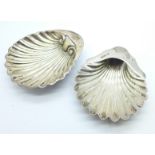 Two silver shell dishes, 110g