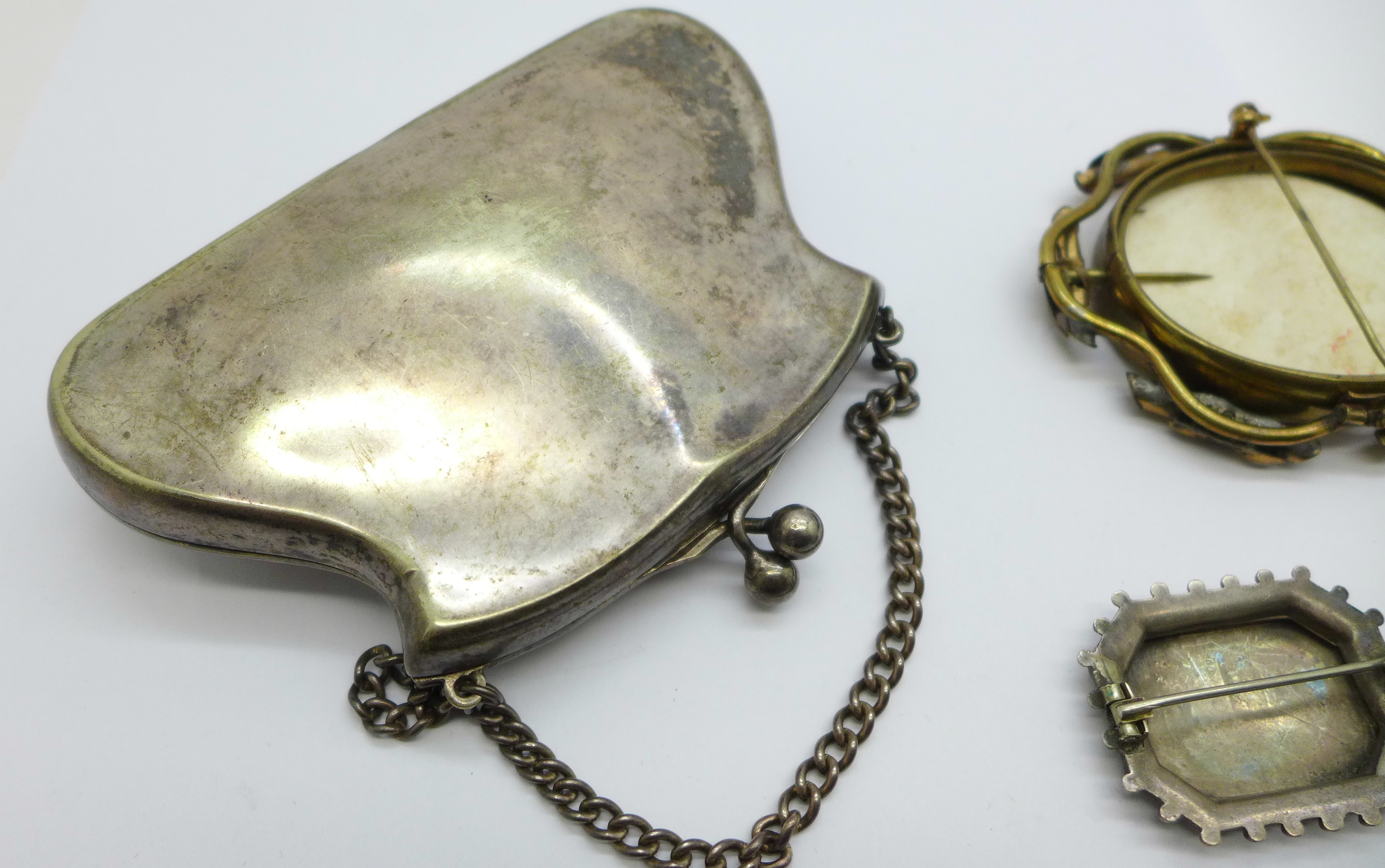 Two hallmarked Victorian silver brooches, crescent moon, lacking hook and stone, and guitar, an - Image 7 of 8