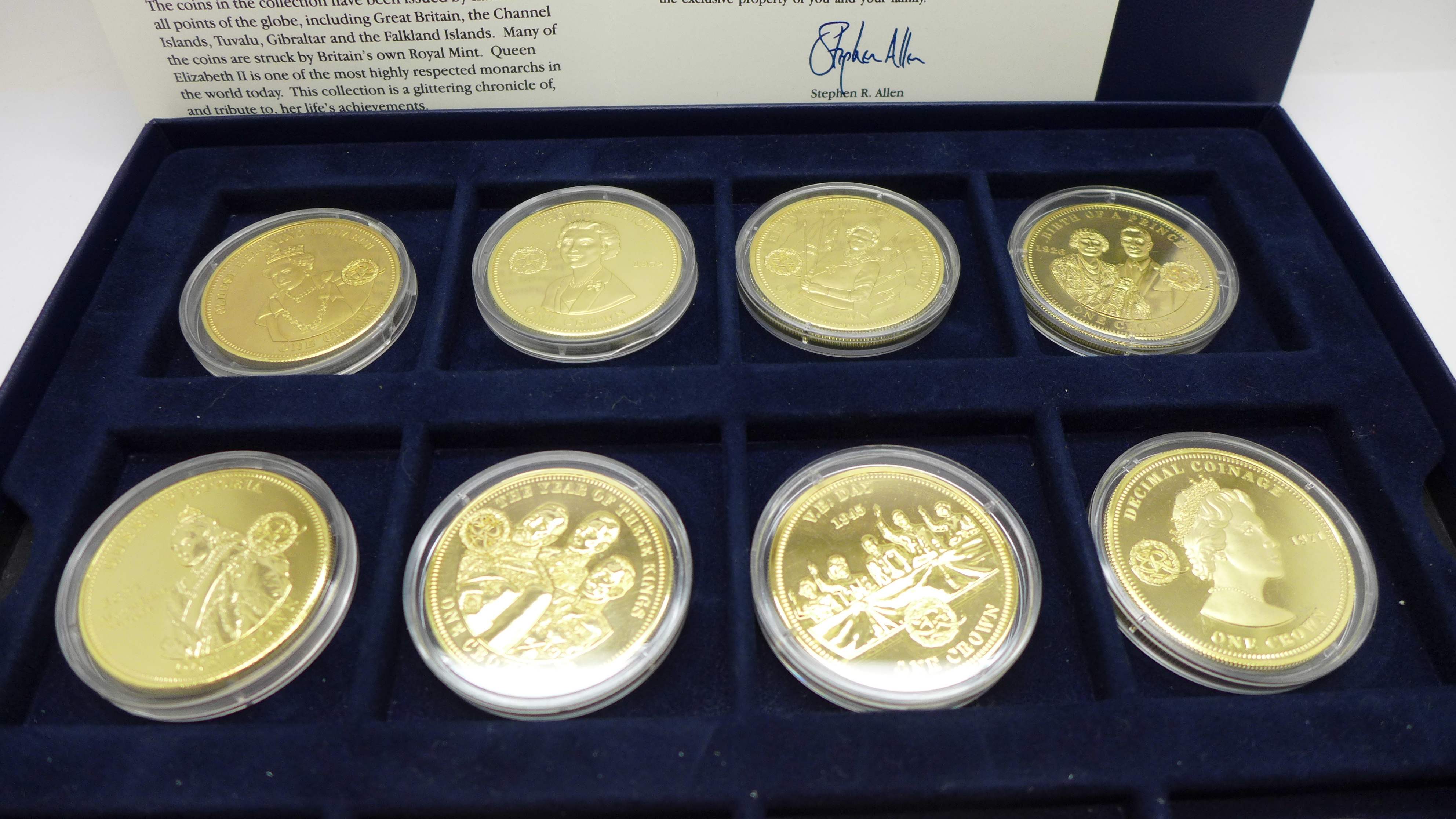 A set of twelve Queen Elizabeth II commemorative coins - Bild 3 aus 3