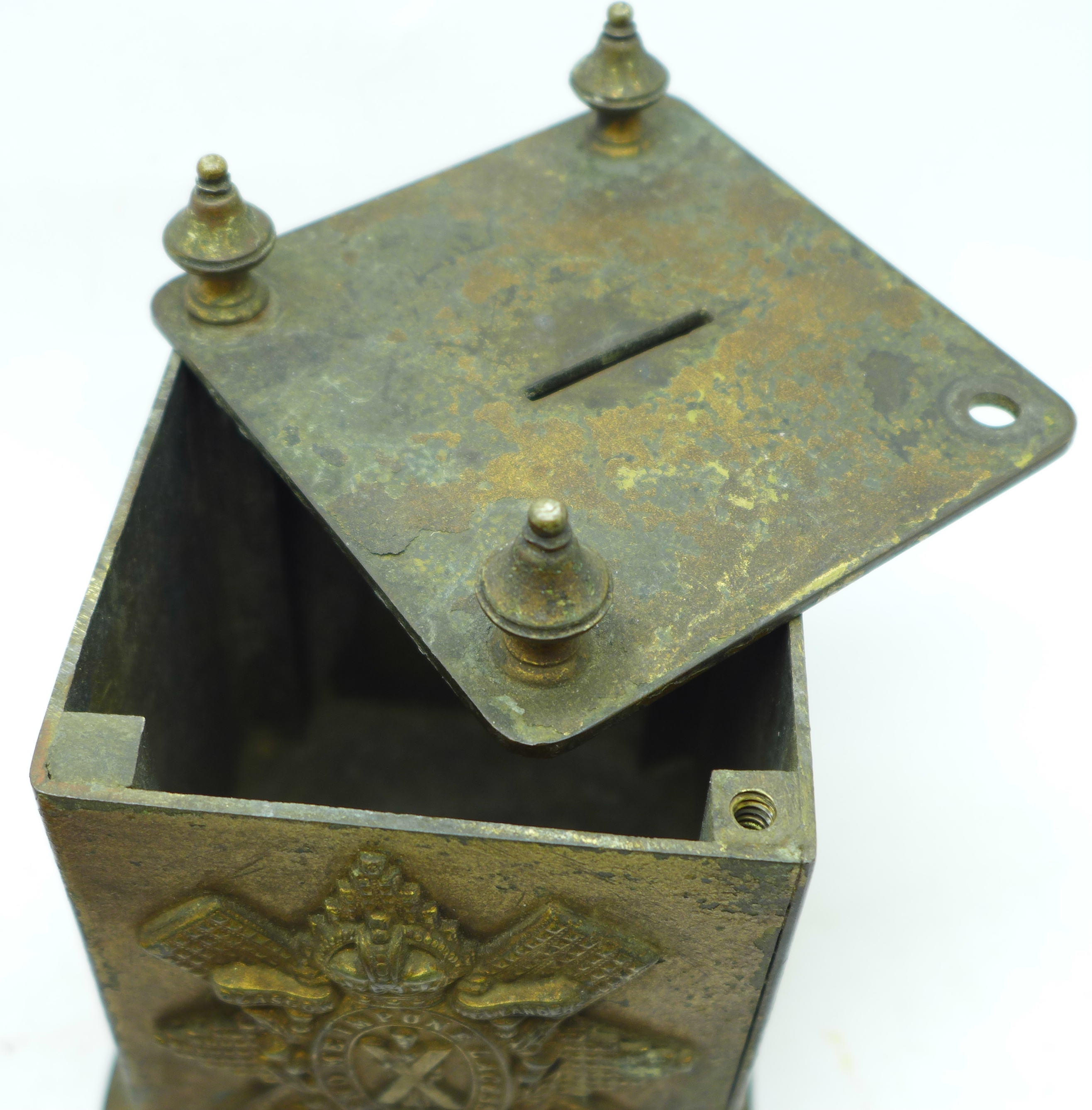 A money box with regimental badges, a magnifying glass with mother of pearl handle and an onyx - Image 3 of 7