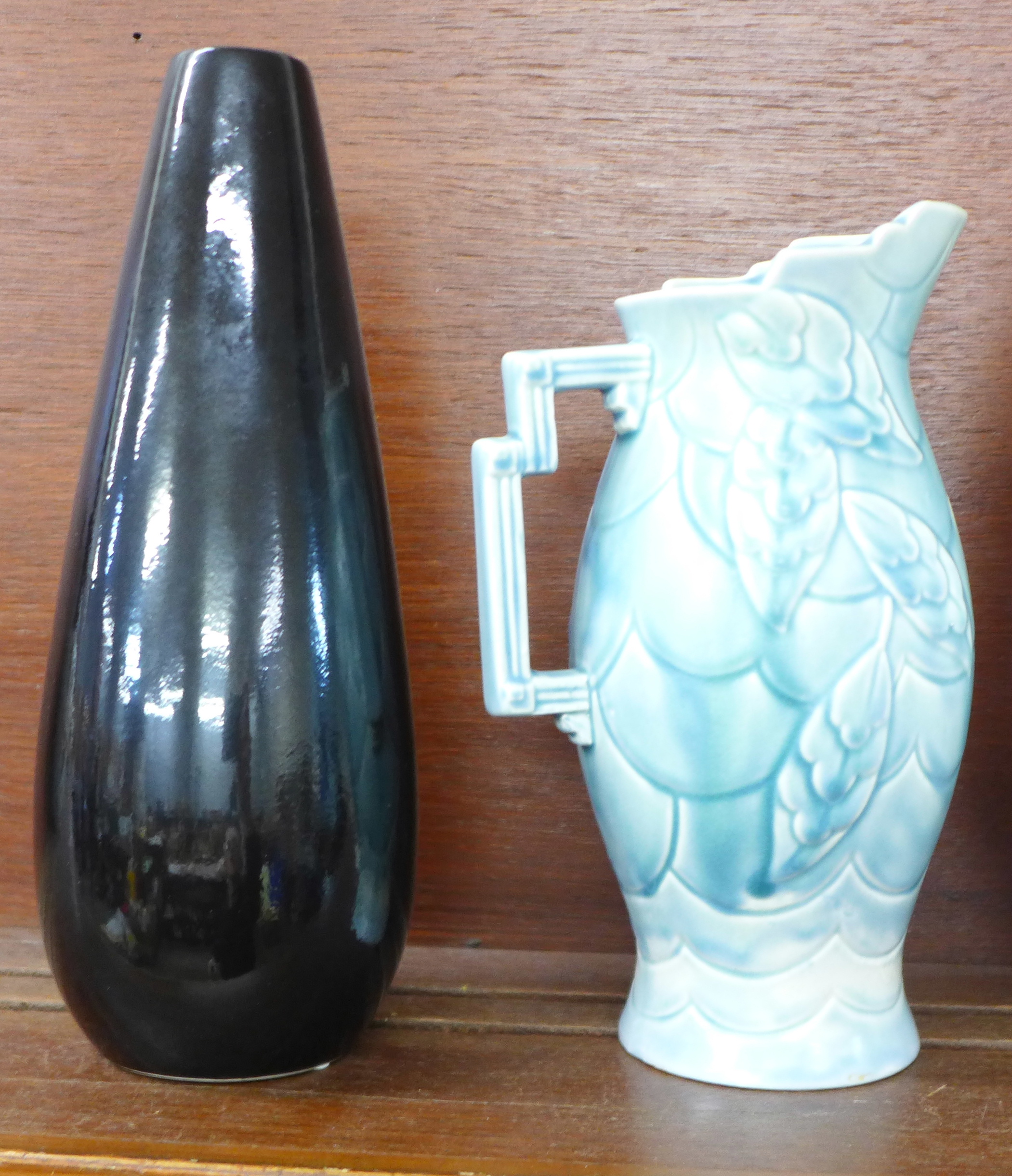 Six vases including Wedgwood, Poole and Sylvac, (blue and yellow jugs a/f) - Image 3 of 3