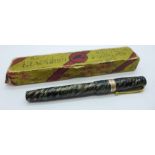 A Blackbird fountain pen with 14ct gold nib and box