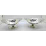 A pair of pierced silver bon bon dishes, Sheffield 1932, 367g