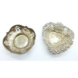 Two pierced silver bon-bon dishes, 32g