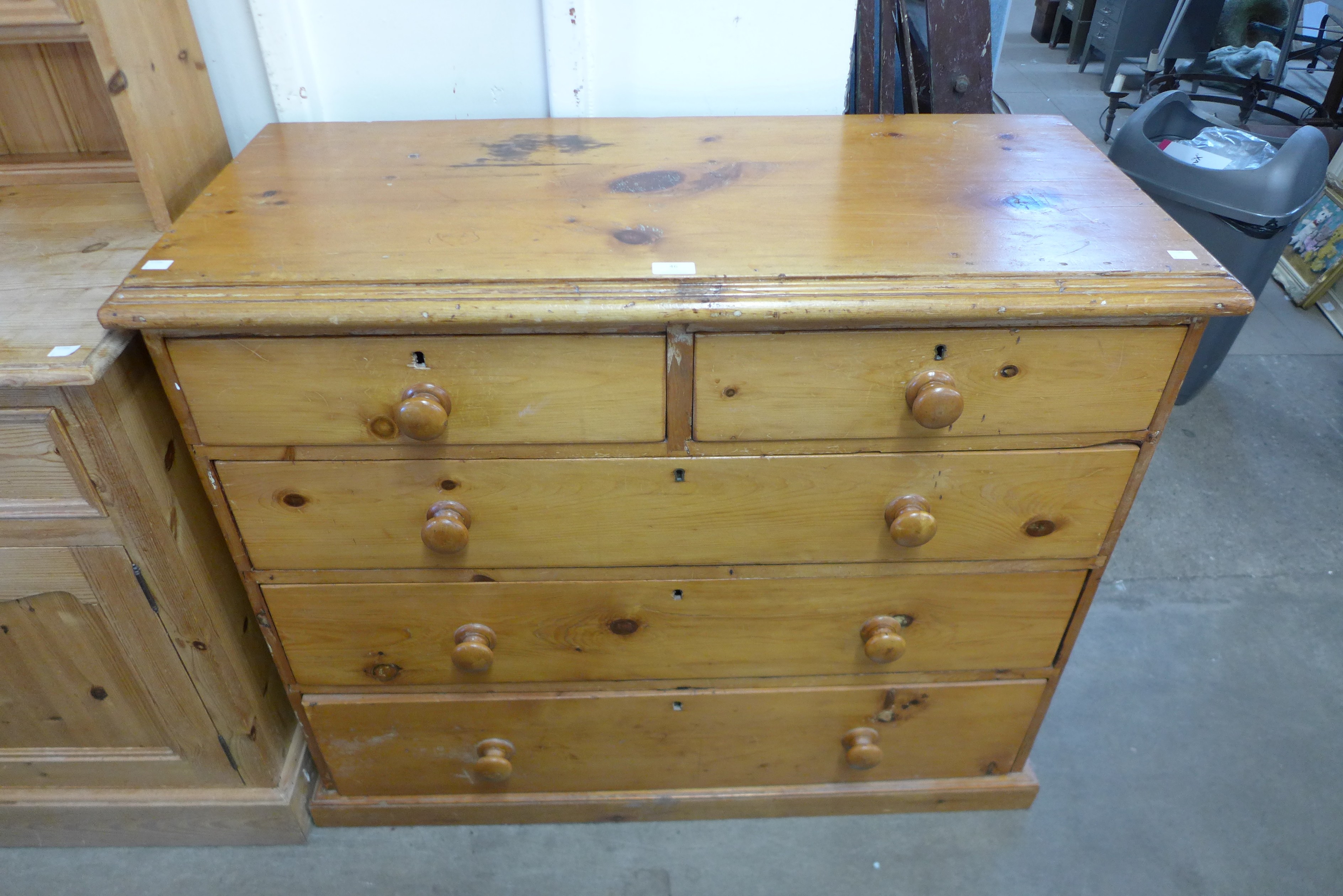 A Victorian pine chest of drawers