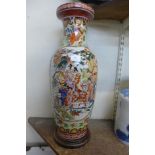 A Chinese famille rose porcelain vase