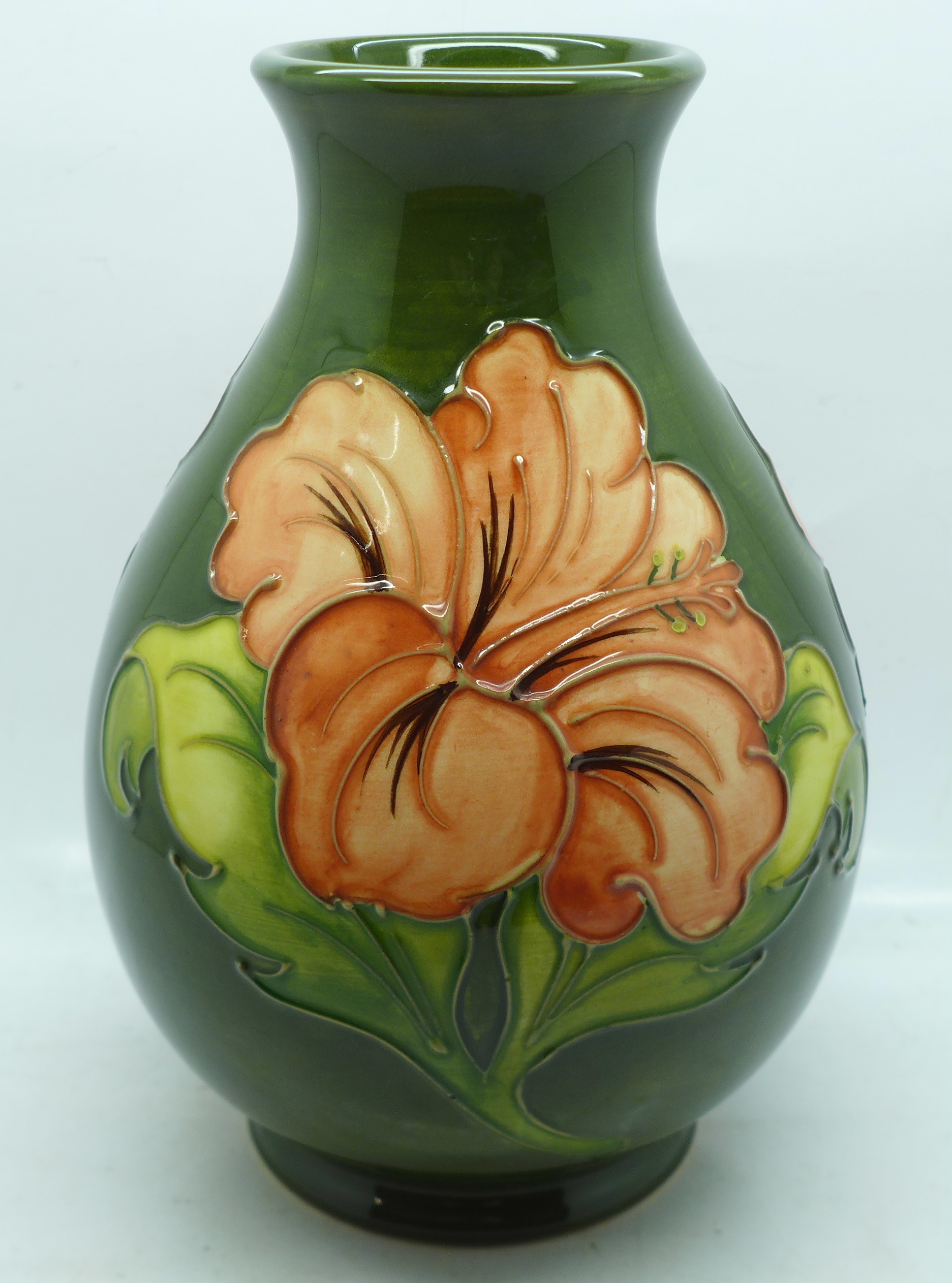 A Moorcroft hibiscus vase, 18.5cm - Image 2 of 4