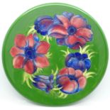 A Moorcroft anemone plate, 26cm