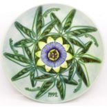 A Moorcroft Limited Edition Year Plate 1992, 422/500, boxed, 217mm