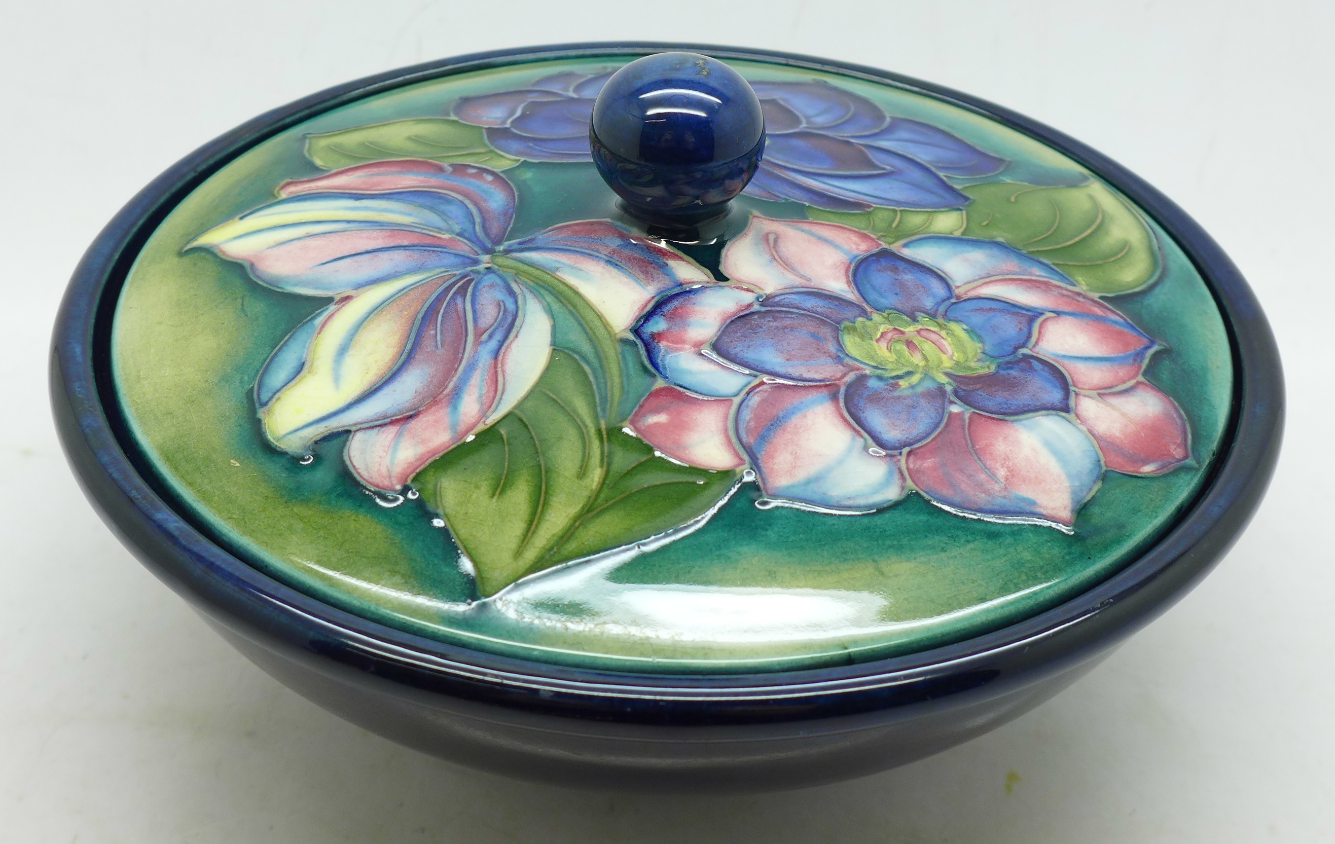 A Moorcroft lidded bowl, with impressed marks, 15cm diameter - Image 2 of 9