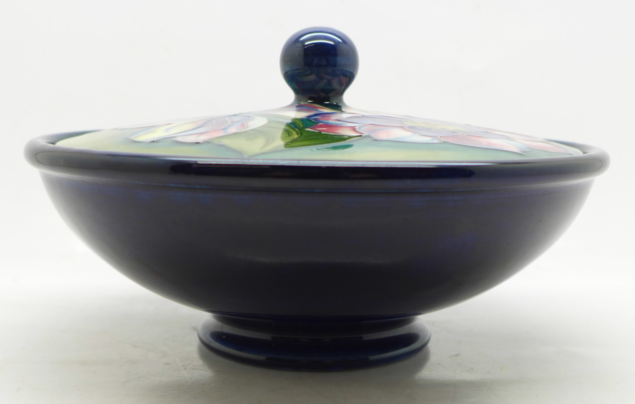 A Moorcroft lidded bowl, with impressed marks, 15cm diameter - Image 4 of 9