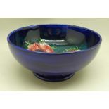 A Moorcroft anemone bowl, 134mm diameter