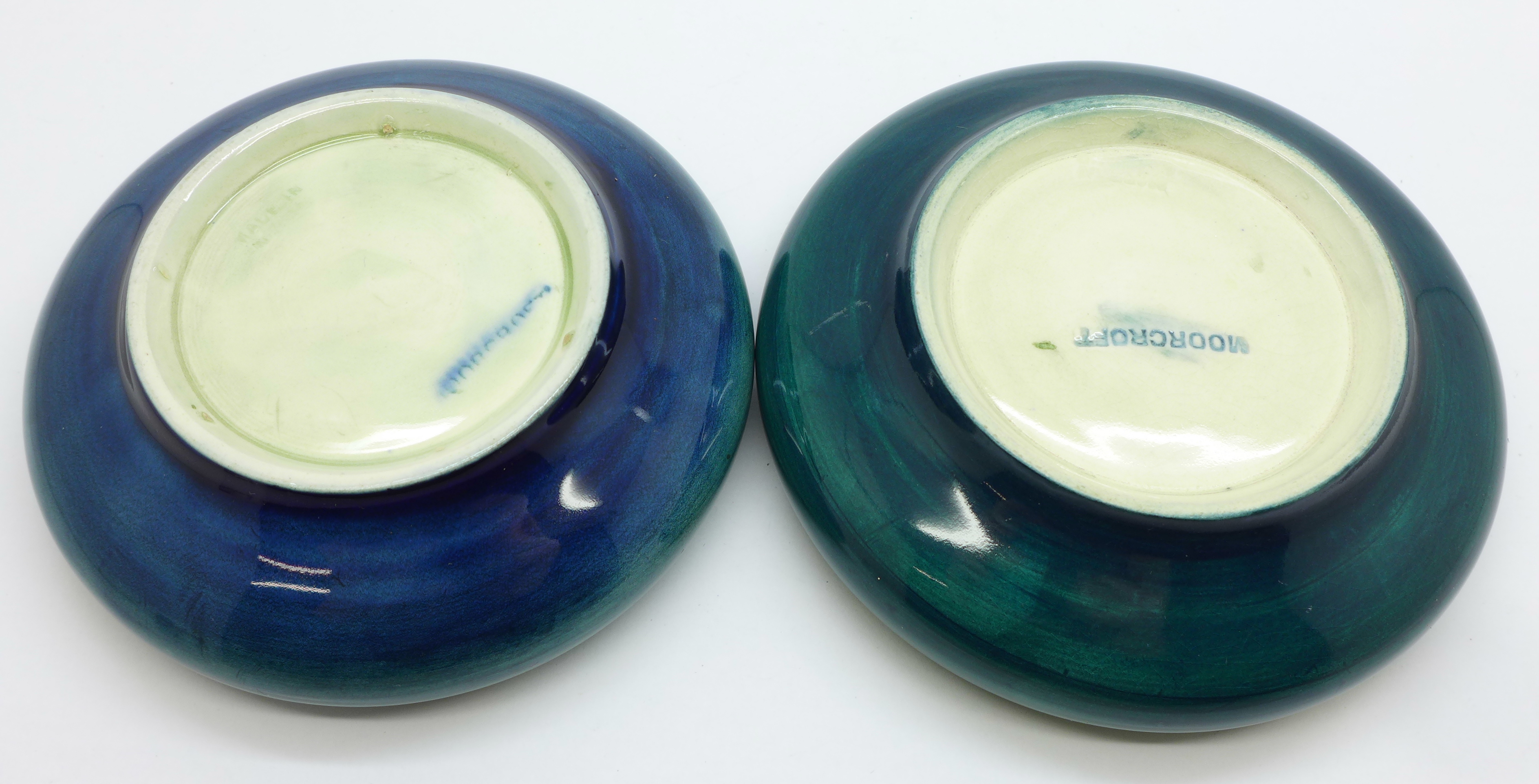 Two Moorcroft dishes, freesia and orchid, 11cm and 10.5cm, (142,146) - Image 6 of 7