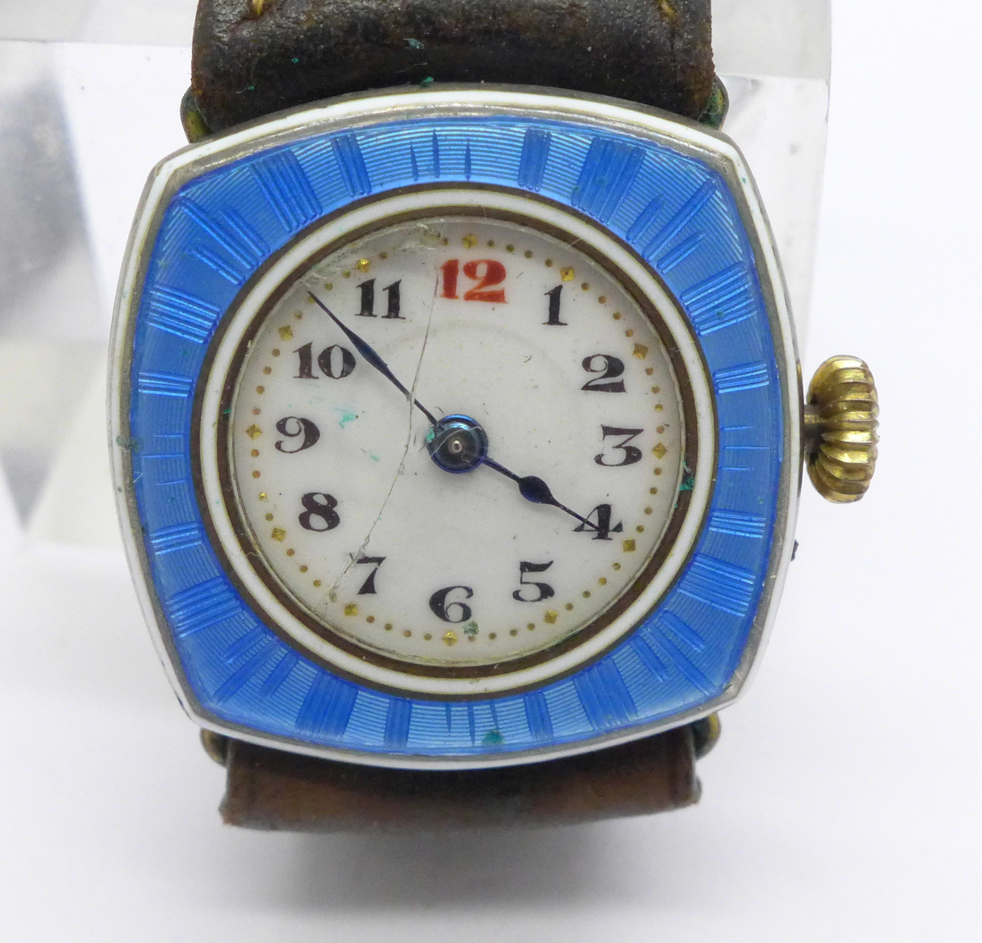 An enamelled wristwatch, glass cracked, the gold plated case back worn, 25mm - Image 2 of 5