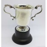 A small two handle silver trophy on stand, Walker & Hall, 61g, height 66mm