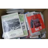 A box of vintage magazines including History of The Second World War, Auto Trader, etc. **PLEASE
