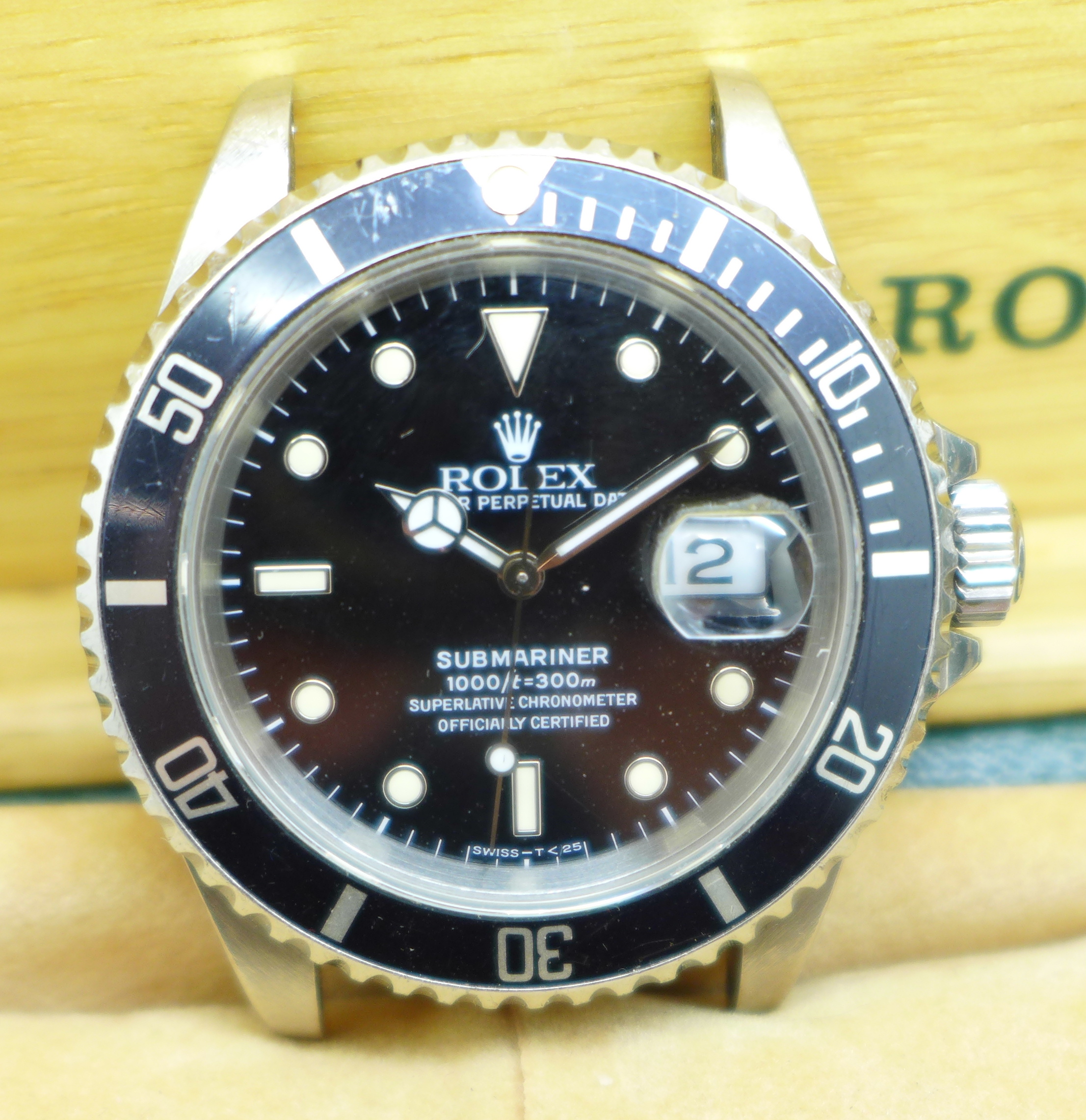 A Rolex Submariner Superlative Chronometer Date wristwatch, 1000ft=300m, ref. 16610, serial number - Image 2 of 18