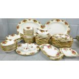 Royal Albert Old Country Roses dinnerwares, eleven dinner plates, eighteen 20.5cm side plates,