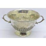 A silver porringer, with inscription dated 1906, 187.5g