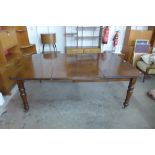 A Victorian mahogany extending dining table, 73cms h, 121cms w, 191cms l