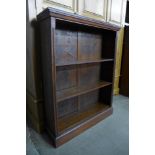 An early 20th Century oak open bookcase, 107cms h, 84cms w, 23cms d