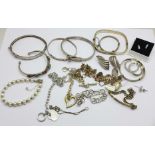 A collection of silver jewellery, etc., 152g