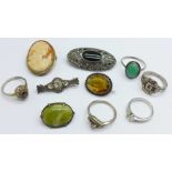 Five silver brooches and five silver rings, 39g