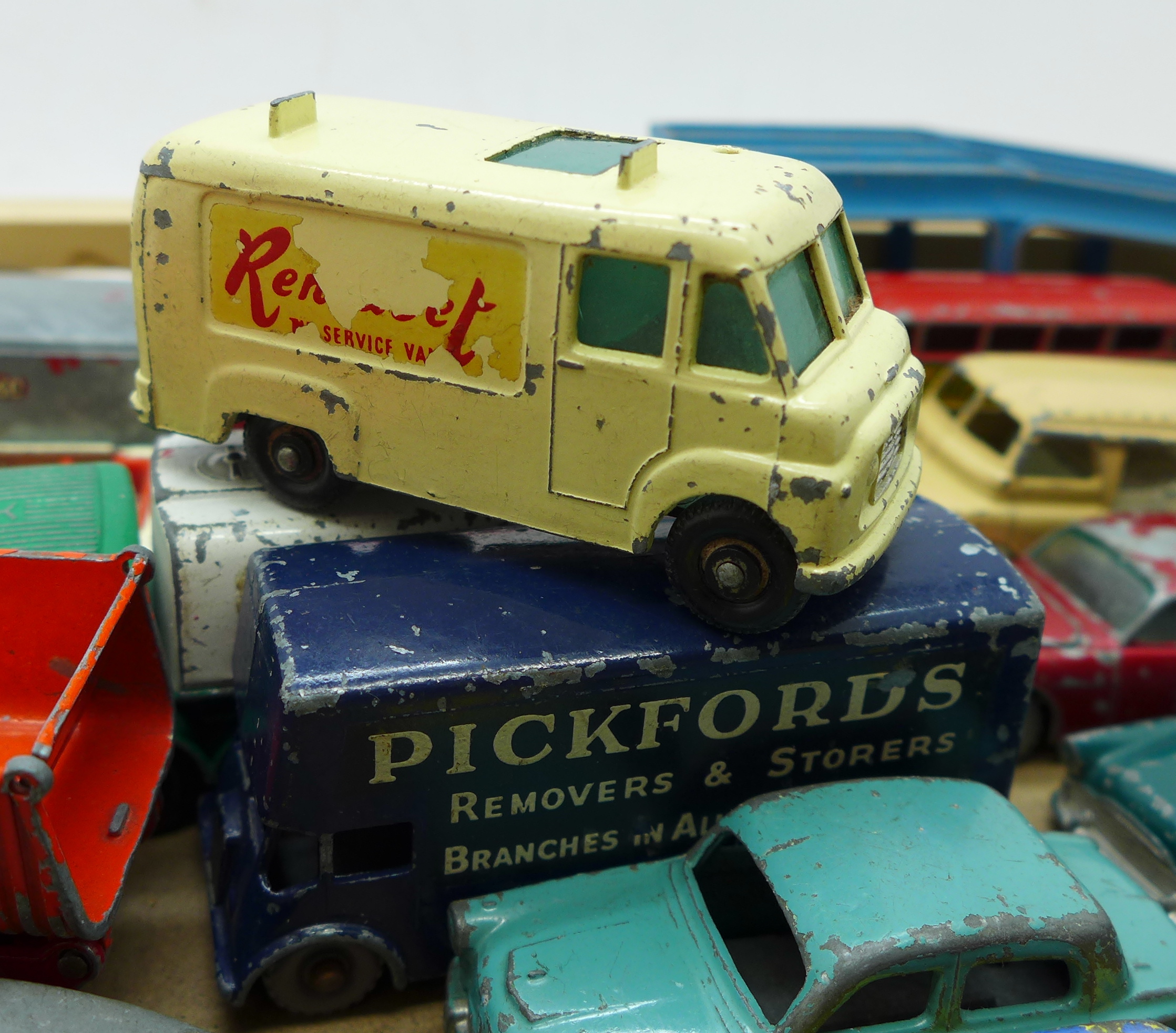 A collection of Matchbox Lesney model vehicles, playworn - Image 2 of 5