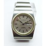 An Omega Constellation Megaquartz 32 KHz wristwatch, the case back bears inscription dated 1976