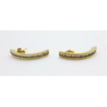 A pair of hallmarked 9ct gold earrings, 4.5g