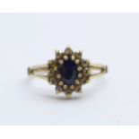 A 9ct gold cluster ring, 1.9g, K