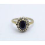 A 9ct gold cluster ring, 2.2g, K