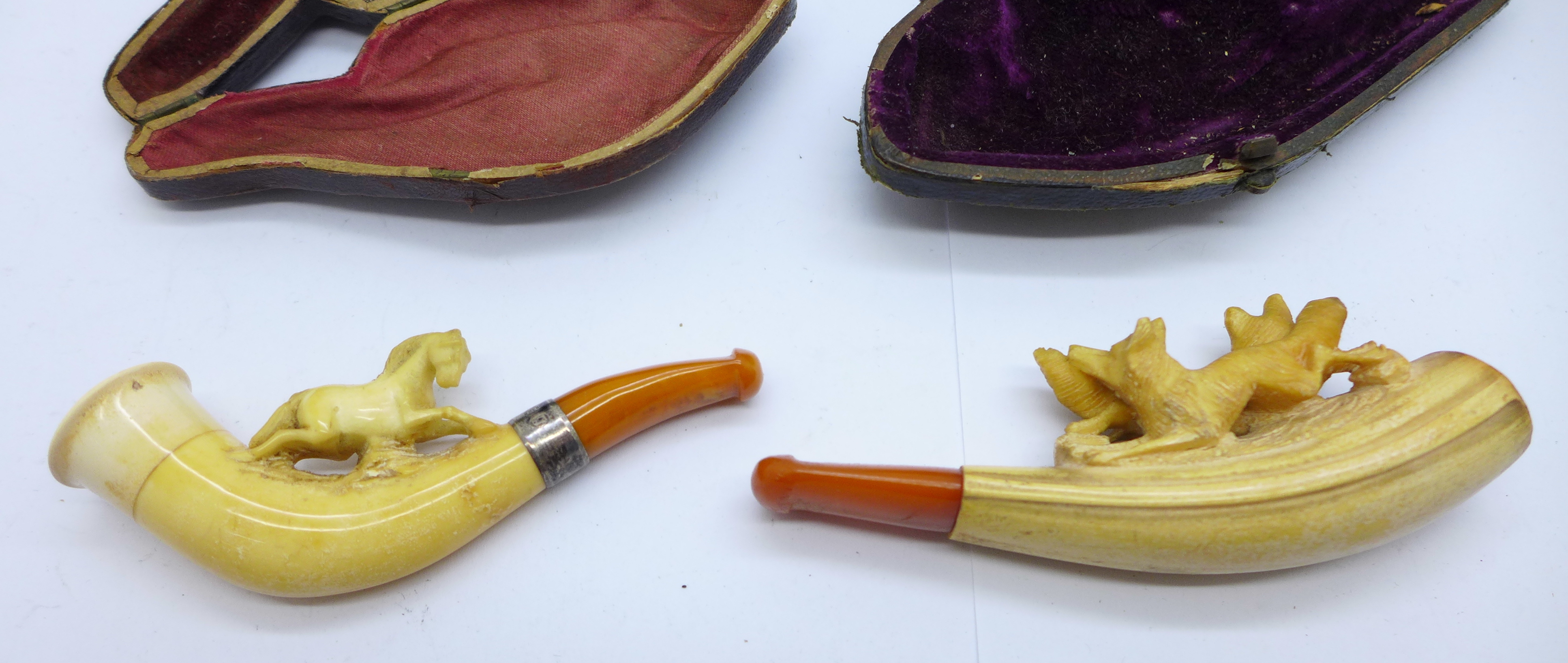 Two Meerschaum pipes, one with a carved horse and the other with carved foxes, one case a/f - Image 2 of 2