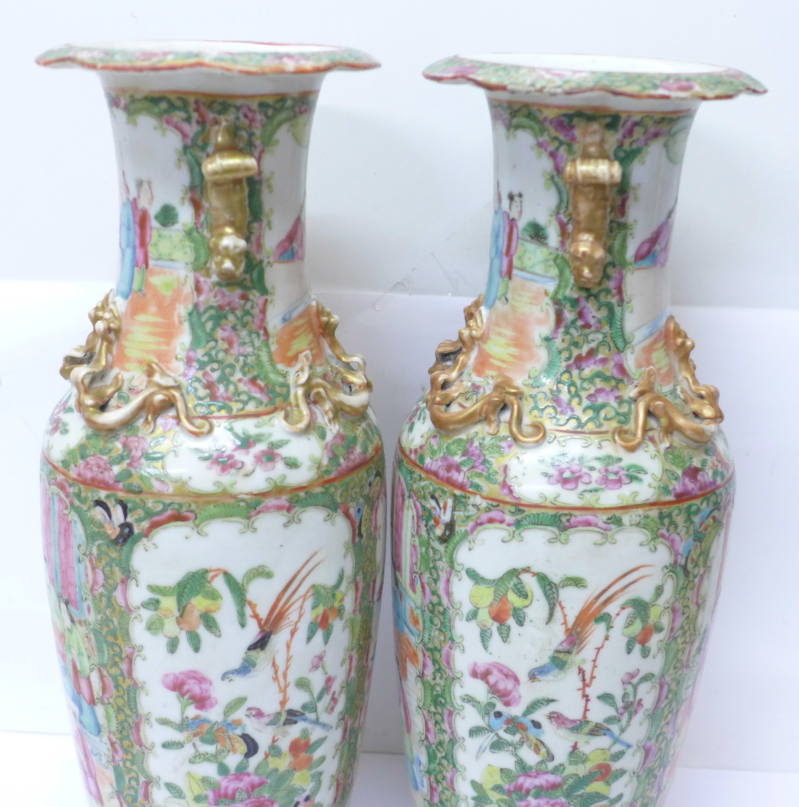 A pair of 19th Century Chinese export Canton Rose Medallion porcelain vases, with applied dragons - Image 4 of 5