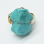 A 14ct gold and turquoise ring, 6.7g, R