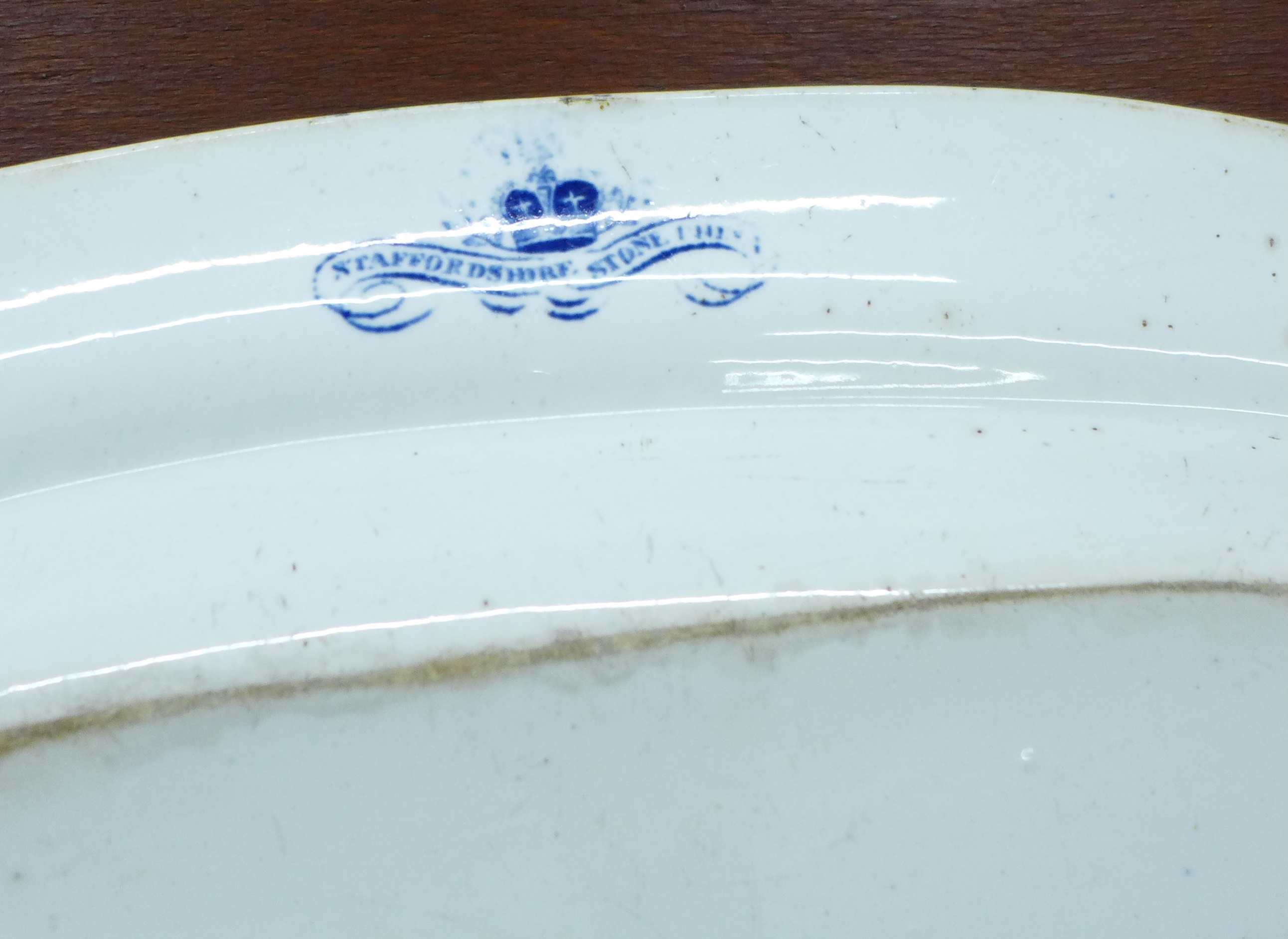 Two blue and white willow pattern meat plates, both a/f - Image 6 of 7
