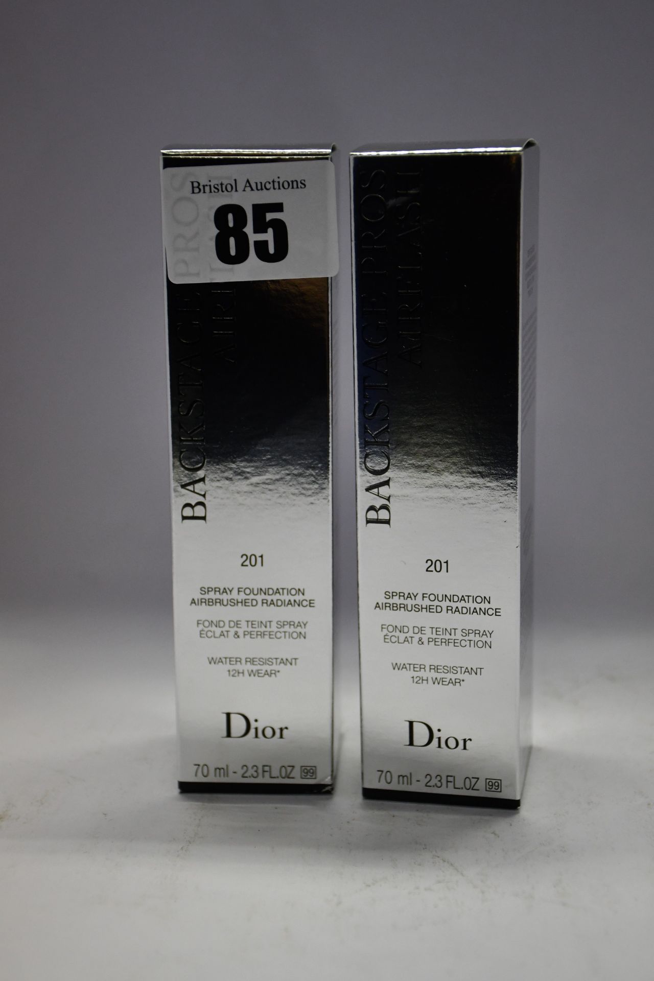 Eight Dior Backstage Pros Airflash 201 spray foundations (70ml).