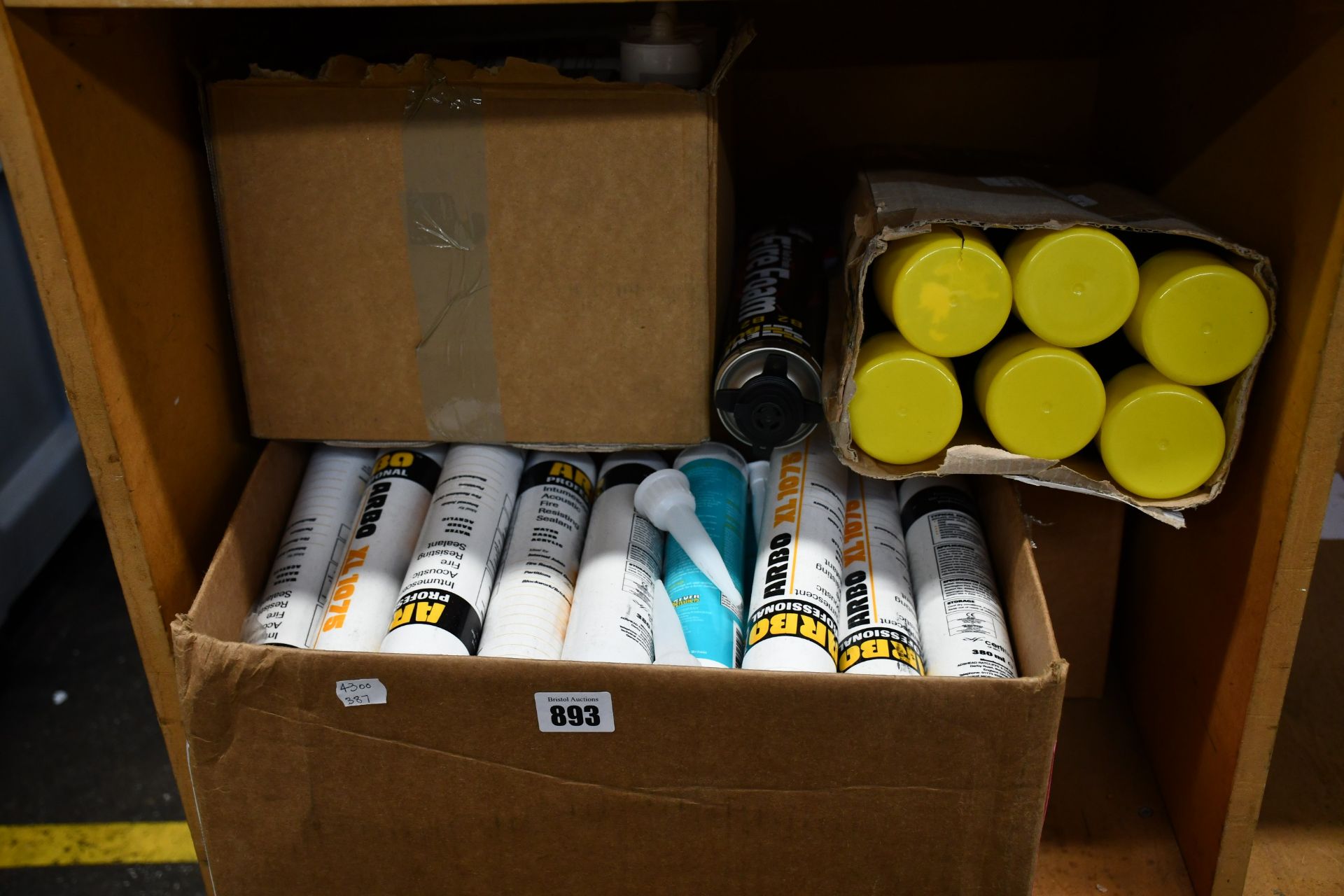 A quantity of as new silicone sealants and related items to include Everflex, Soudal and Arbo.