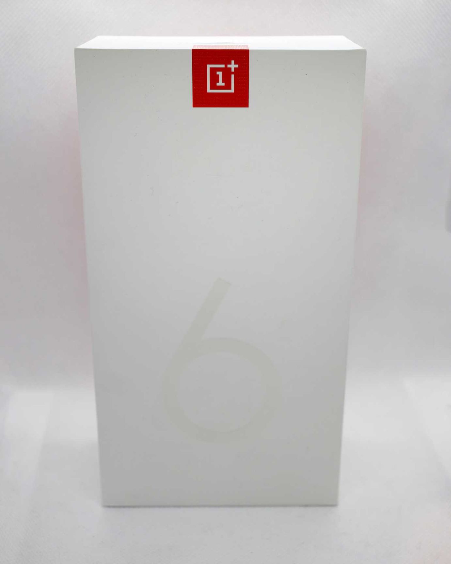 A boxed as new OnePlus A6000 5878425 128GB in Black (IMEI: 860746045707772) (Box sealed).