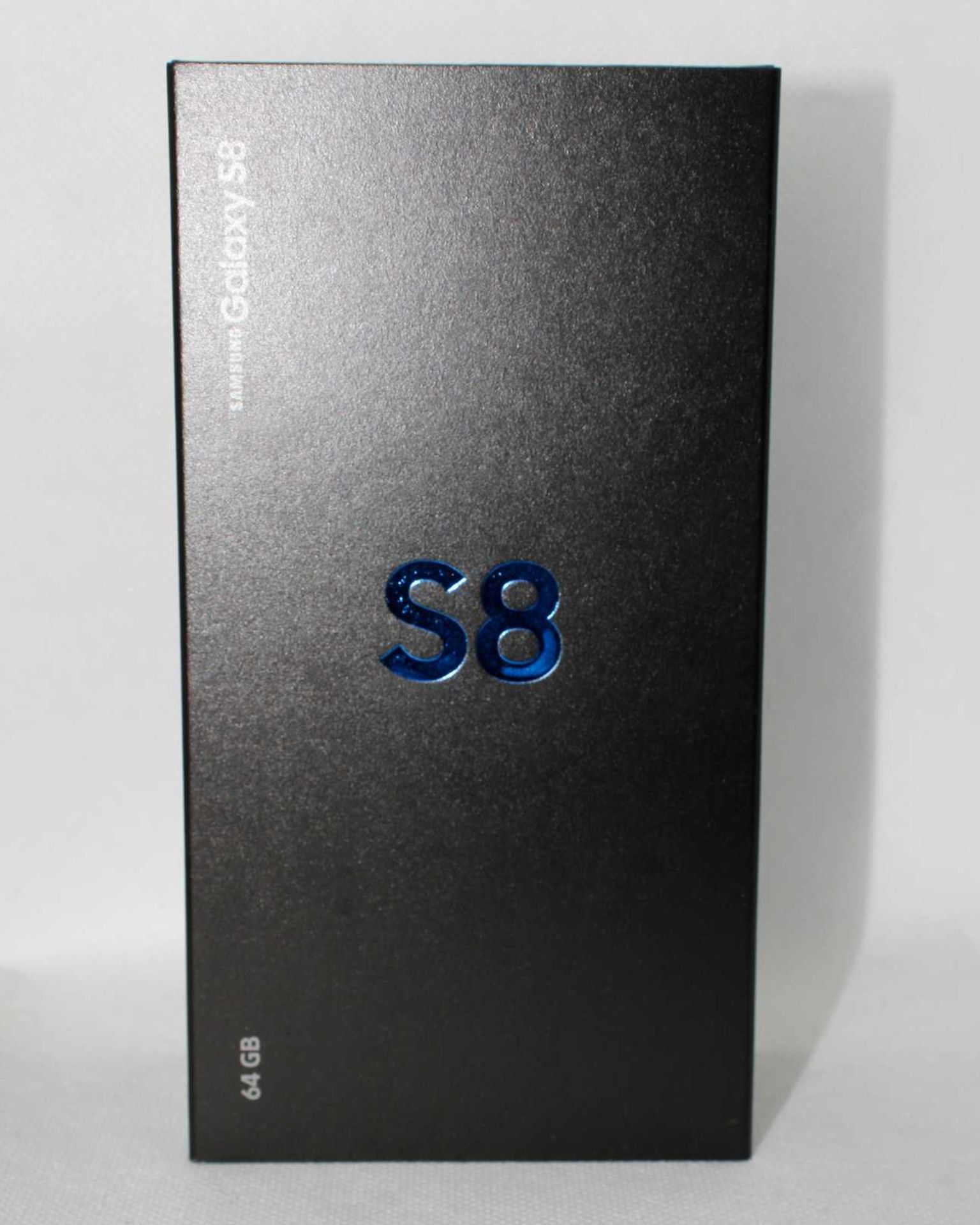 A boxed as new Samsung S8 SM-G950FD 64GB in Midnight Black (IMEI: 3552580988275030) (Box sealed).