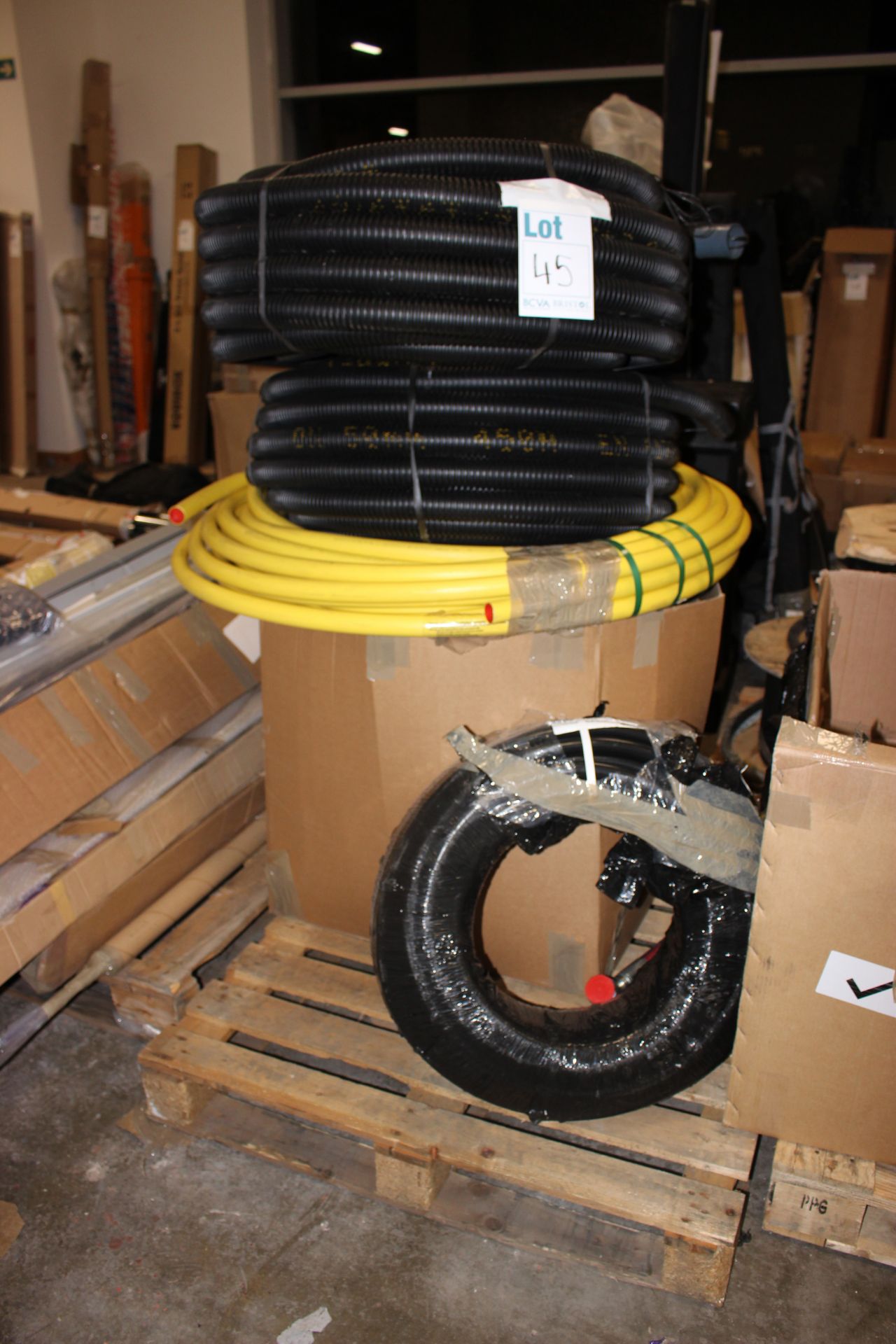 A pallet of hose and tubing to include Tricoflex Technobel Noir 19 x 27.5 50m.