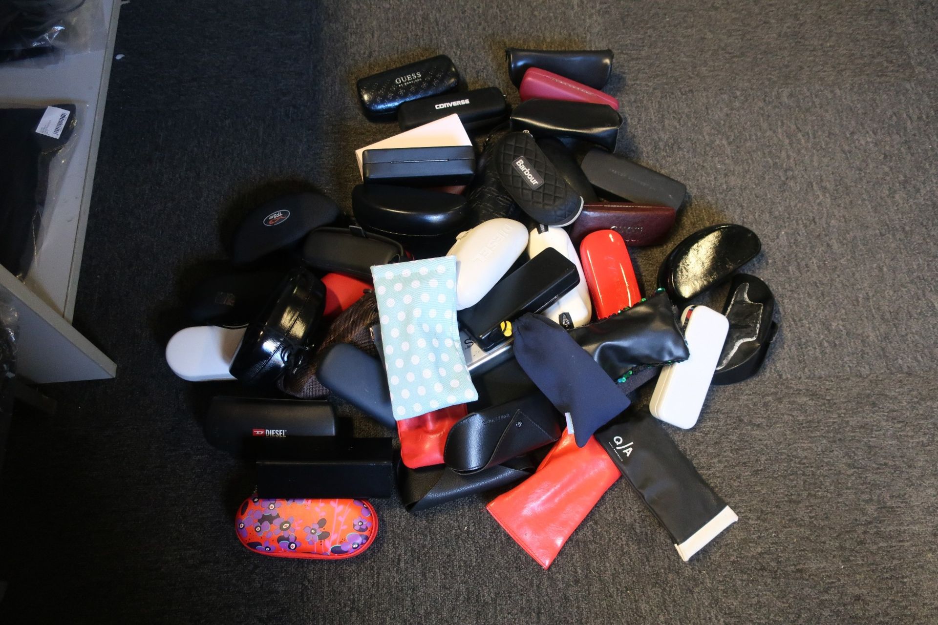 A quantity of branded and unbranded sunglasses (Approximately 45 pairs). - Image 2 of 2