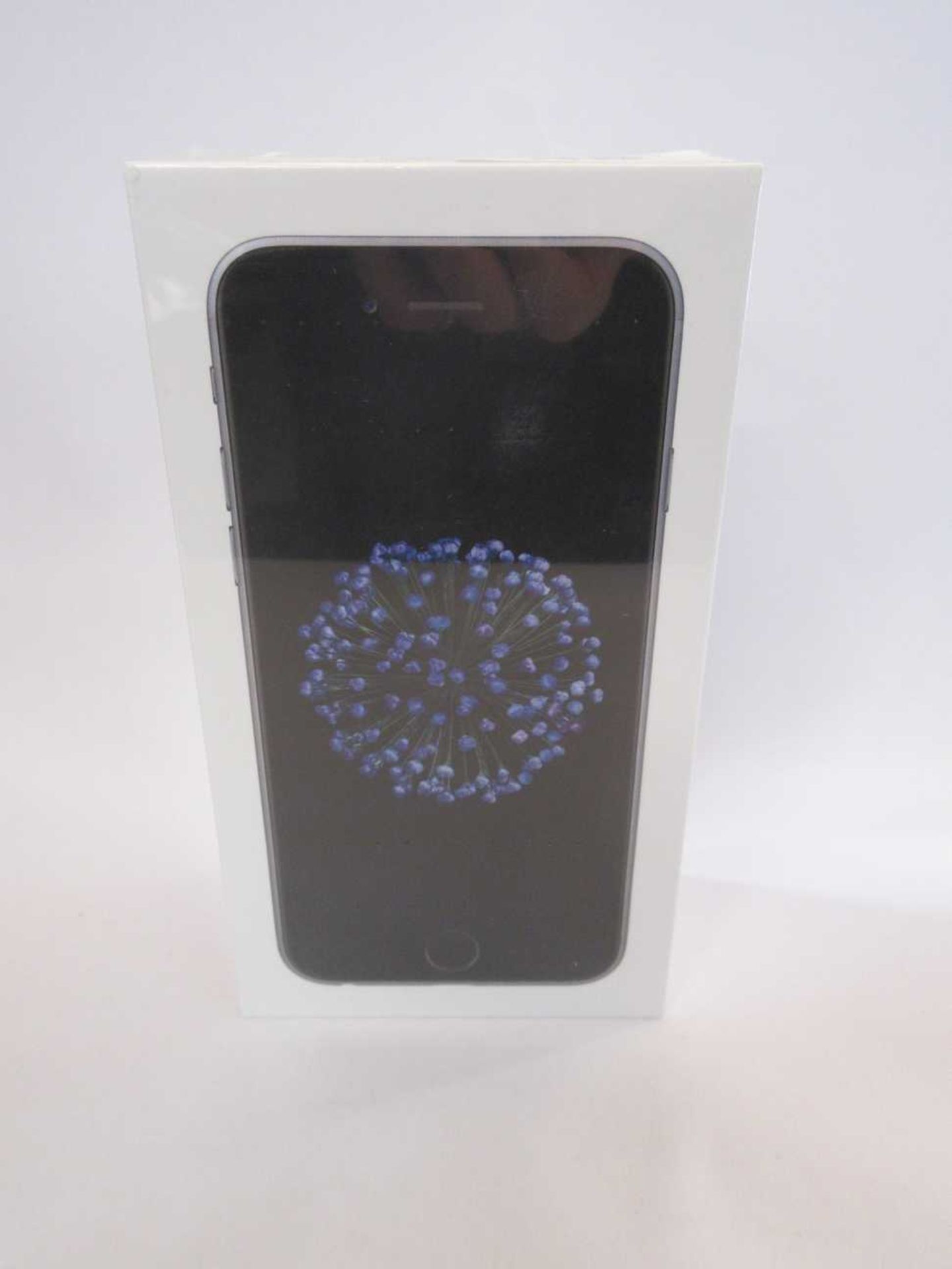 A boxed as new Apple iPhone 6 (Global/Sprint/A1586) 16GB in Space Grey (IMEI: 35540207436574) (Box