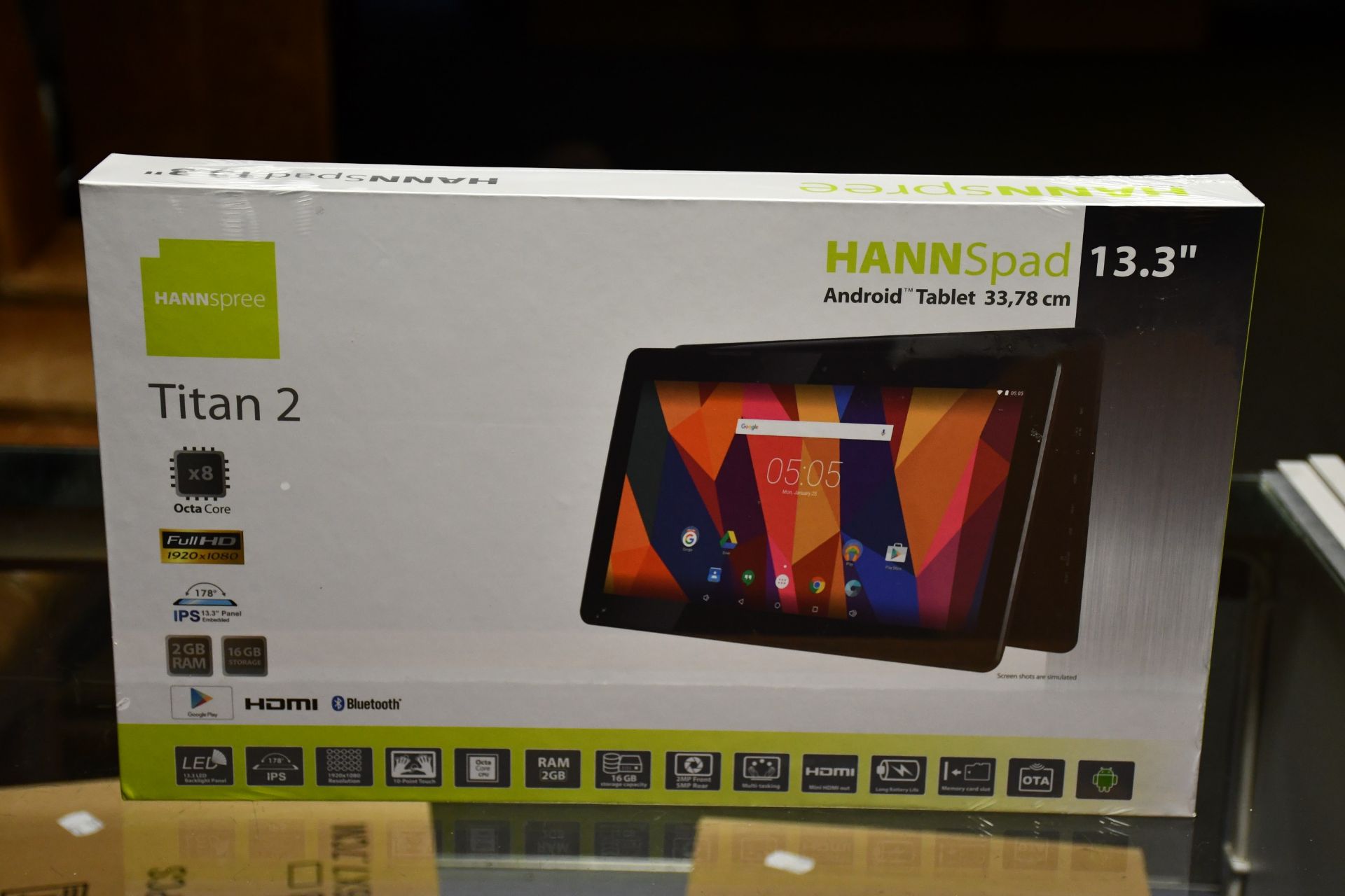 One boxed as new Hannspree Hannspad Titan 2 android tablet 13.3" (Full HD 1920 x 1080, 2GB RAM, 16GB