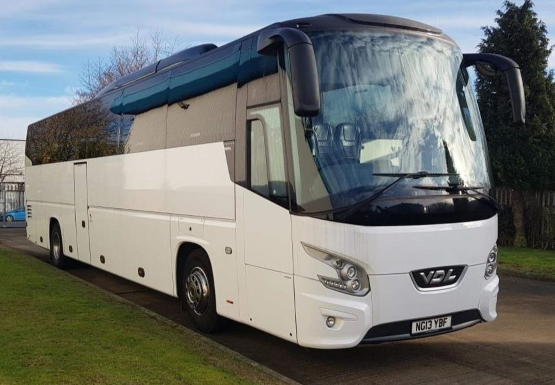 VDL Futura FHD2, Registration NG13 YBF. First registered 01-05-2013, Length: 12.9m, Seats: 53,