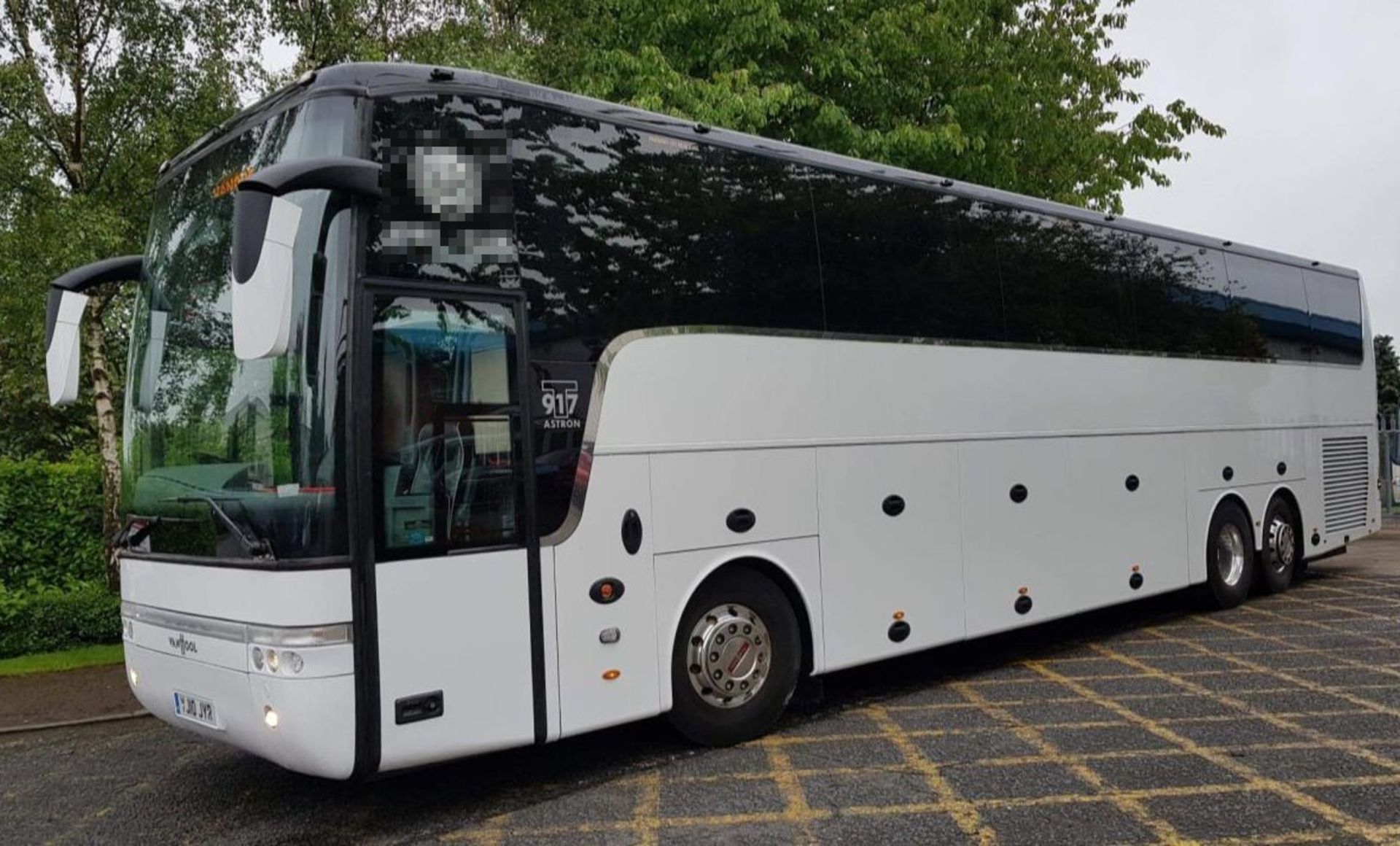 MAN Van Hool T917 Astron, Registration YJ10 JYR. First registered 06-04-2010, Length: 14m, Seats: