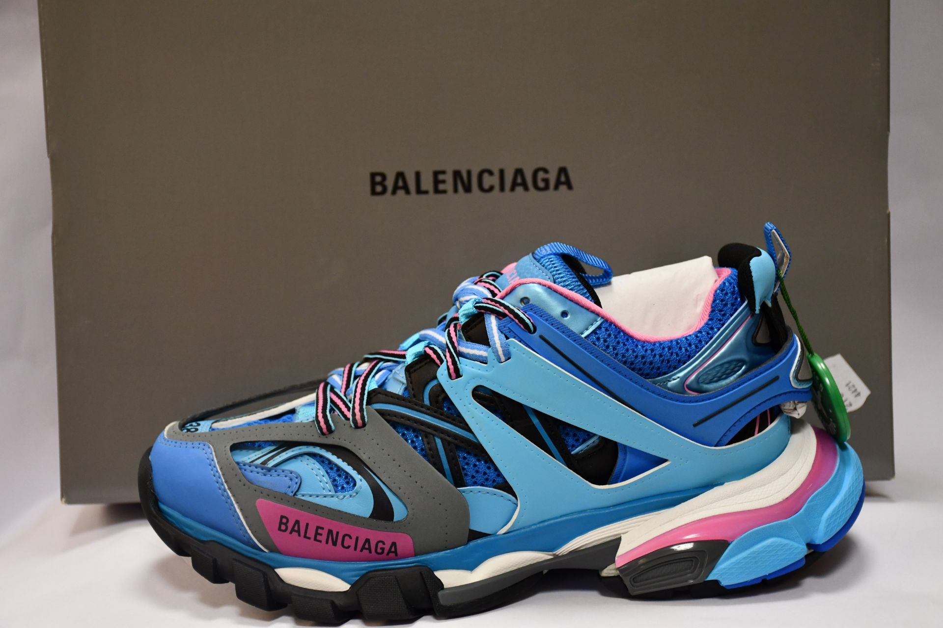 A pair of as new Balenciaga Tess.S.Gomma sneakers (EU 38).